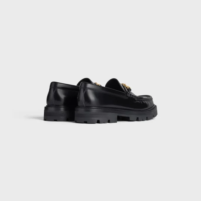 Mocasines Margaret con Triomphe en piel de toro pulida Mocasines Margaret con Triomphe en piel de toro pulida