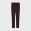 Pantalones ajustados de gabardina de lana elástica Pantalones ajustados de gabardina de lana elástica