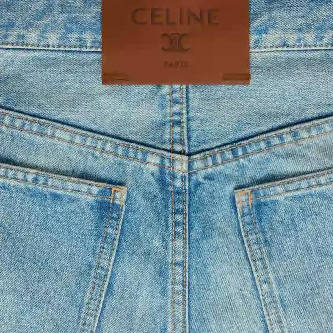 Pantalones cortos 001 en denim de algodón Pantalones cortos 001 en denim de algodón
