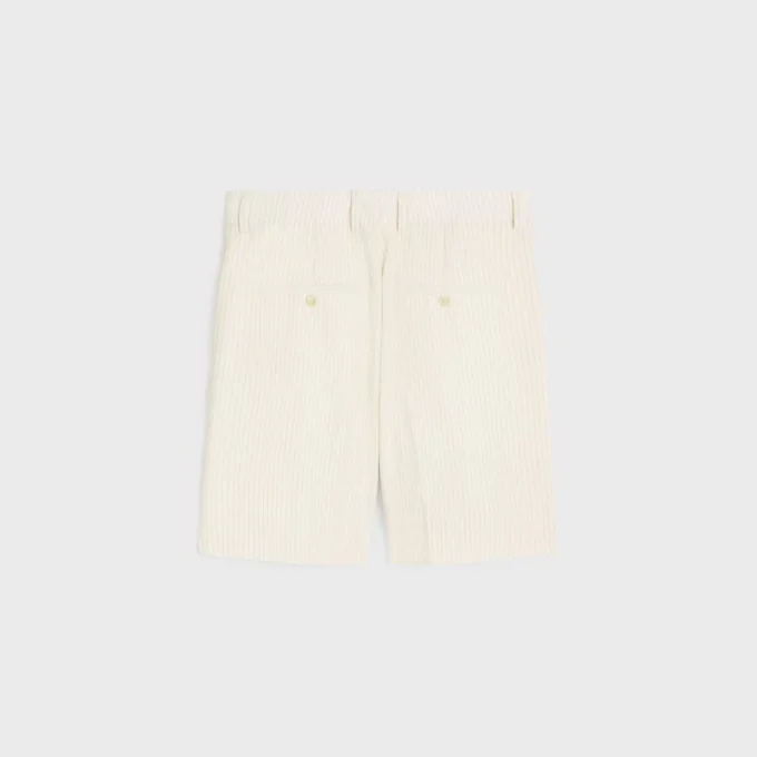 Pantalones cortos Masculin con triple pliegue en lana a rayas Pantalones cortos Masculin con triple pliegue en lana a rayas