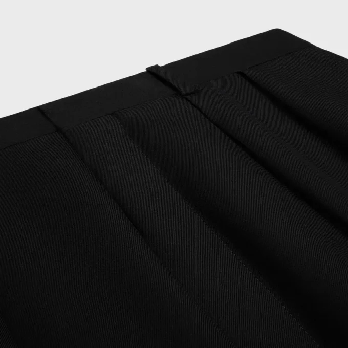 Pantalones plisados de gabardina de lana