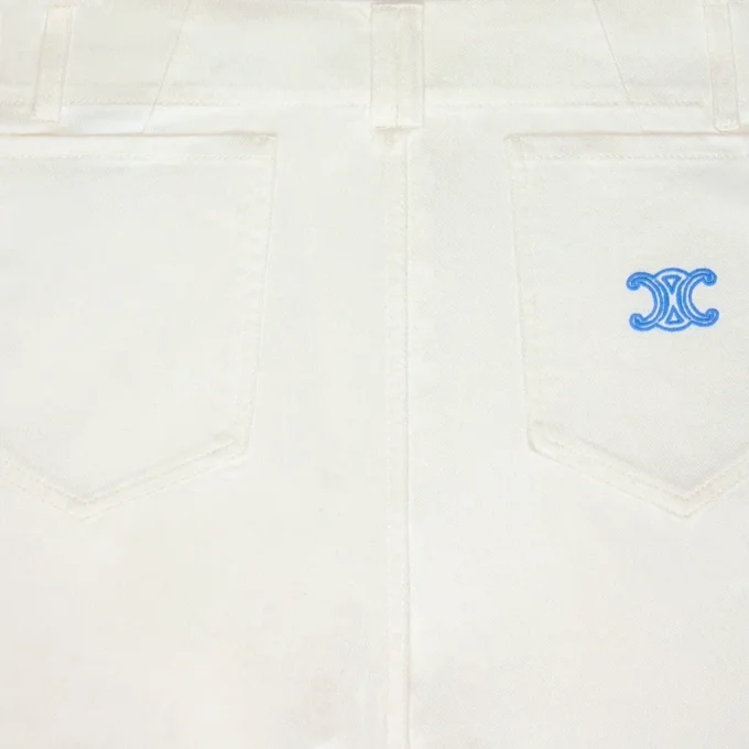 Vaqueros acampanados 004 en denim índigo Vaqueros acampanados 004 en denim índigo