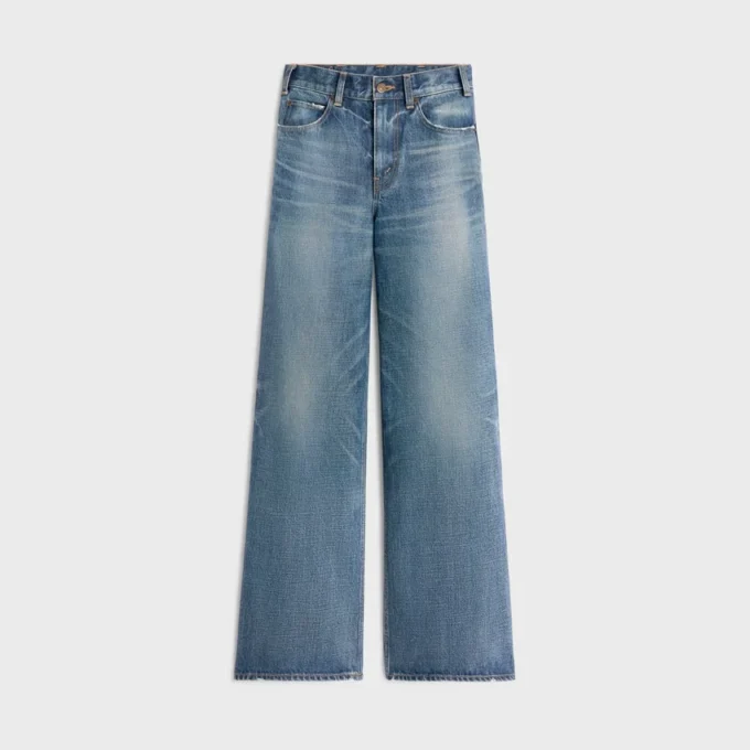 Vaqueros acampanados de estilo surf en denim Union Wash Vaqueros acampanados de estilo surf en denim Union Wash