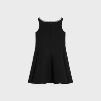 Vestido bordado en crepé de lana doble Vestido bordado en crepé de lana doble