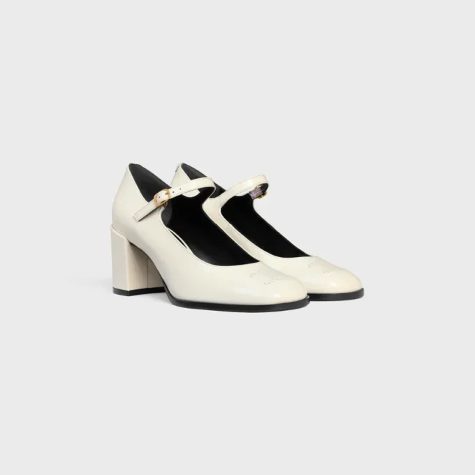 Zapatos CELINE Lily Perforated Triomphe Babies en piel de becerro charol Zapatos CELINE Lily Perforated Triomphe Babies en piel de becerro charol
